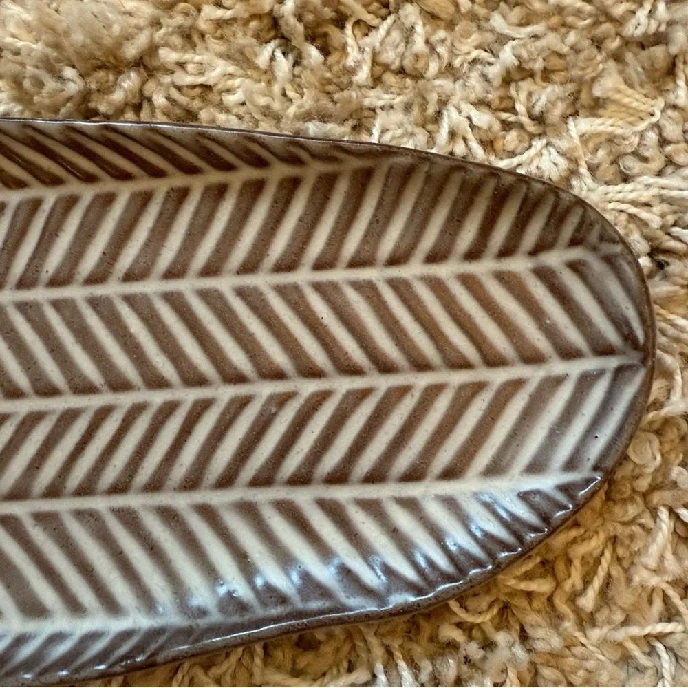 Anthrohome Terra Cotta Platter Leaf Anthropologie Boho Decor Tray AnthroLiving - Picture 6 of 8
